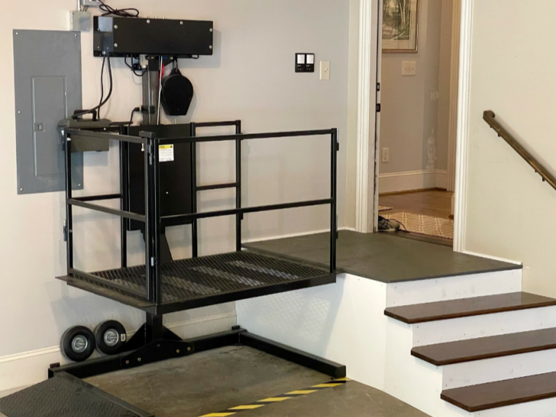 How To Choose A Wheelchair Lift?